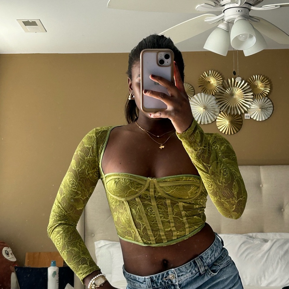 SHEIN Lime Green Lace Long Sleeve Crop Top